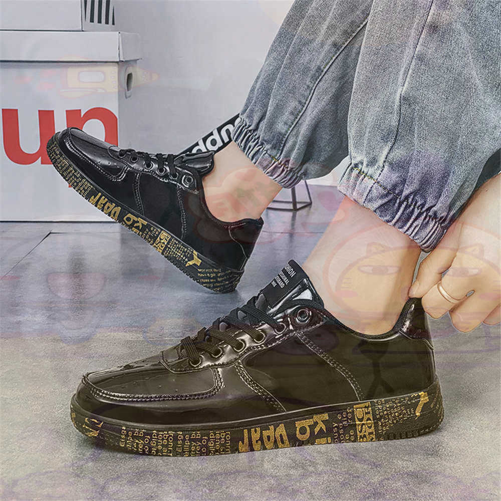 Round Foot Size 45 Sneakers Wh - Luxury Lifestyle Party 리뷰 및 가격