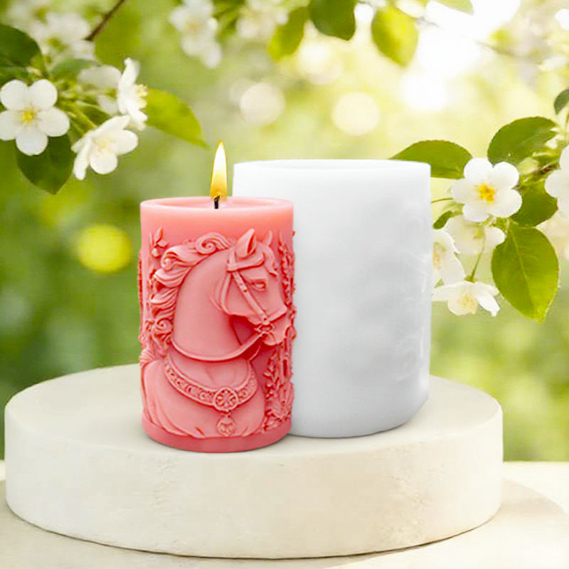 Blue Gold Embossed Horse Candl - Scented Candle Luxury 리뷰 및 가격